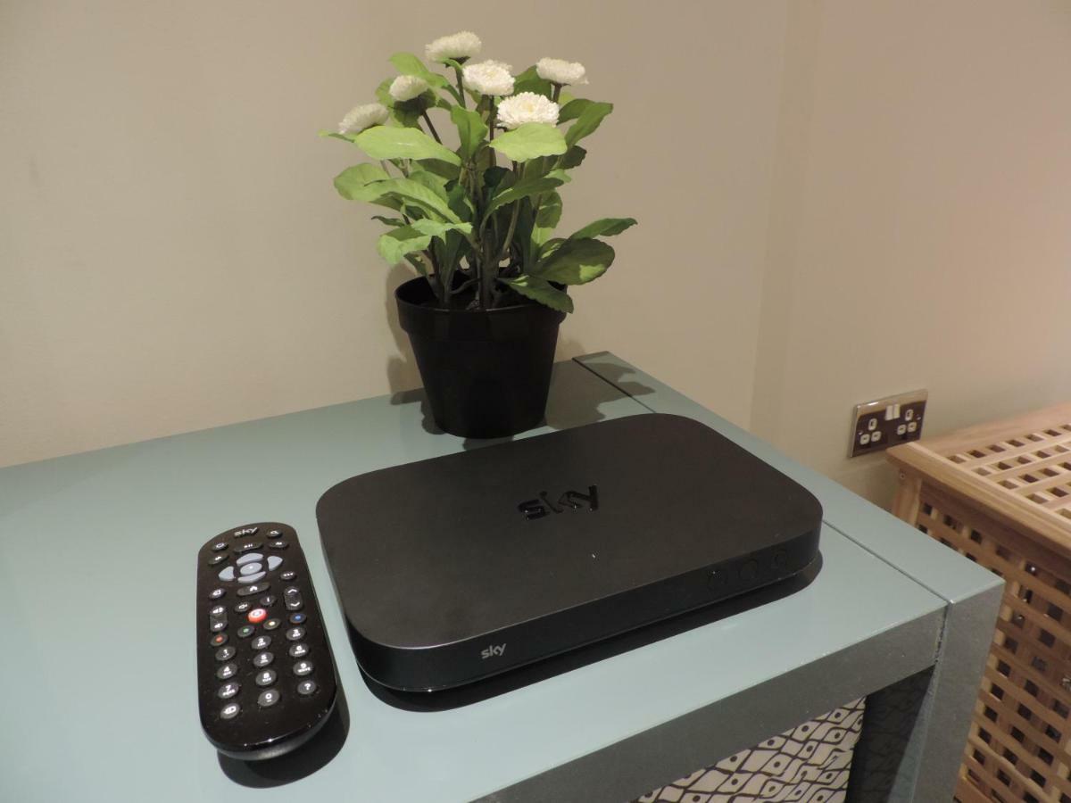 3 Bed Farnborough Air Accommodation Ngoại thất bức ảnh