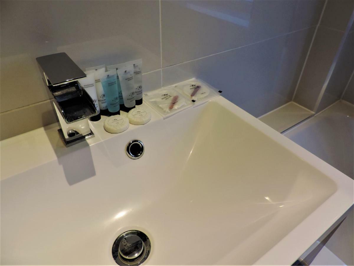 3 Bed Farnborough Air Accommodation Ngoại thất bức ảnh